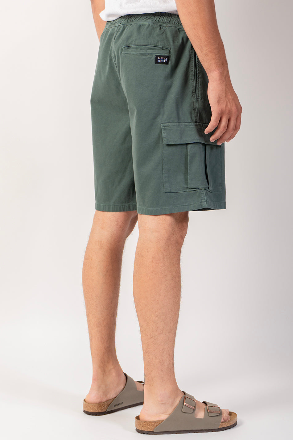 Bermuda cargo à jambes larges Palid Green