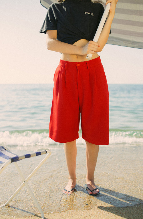 Bermuda Pinzette mit weitem Bein, rot