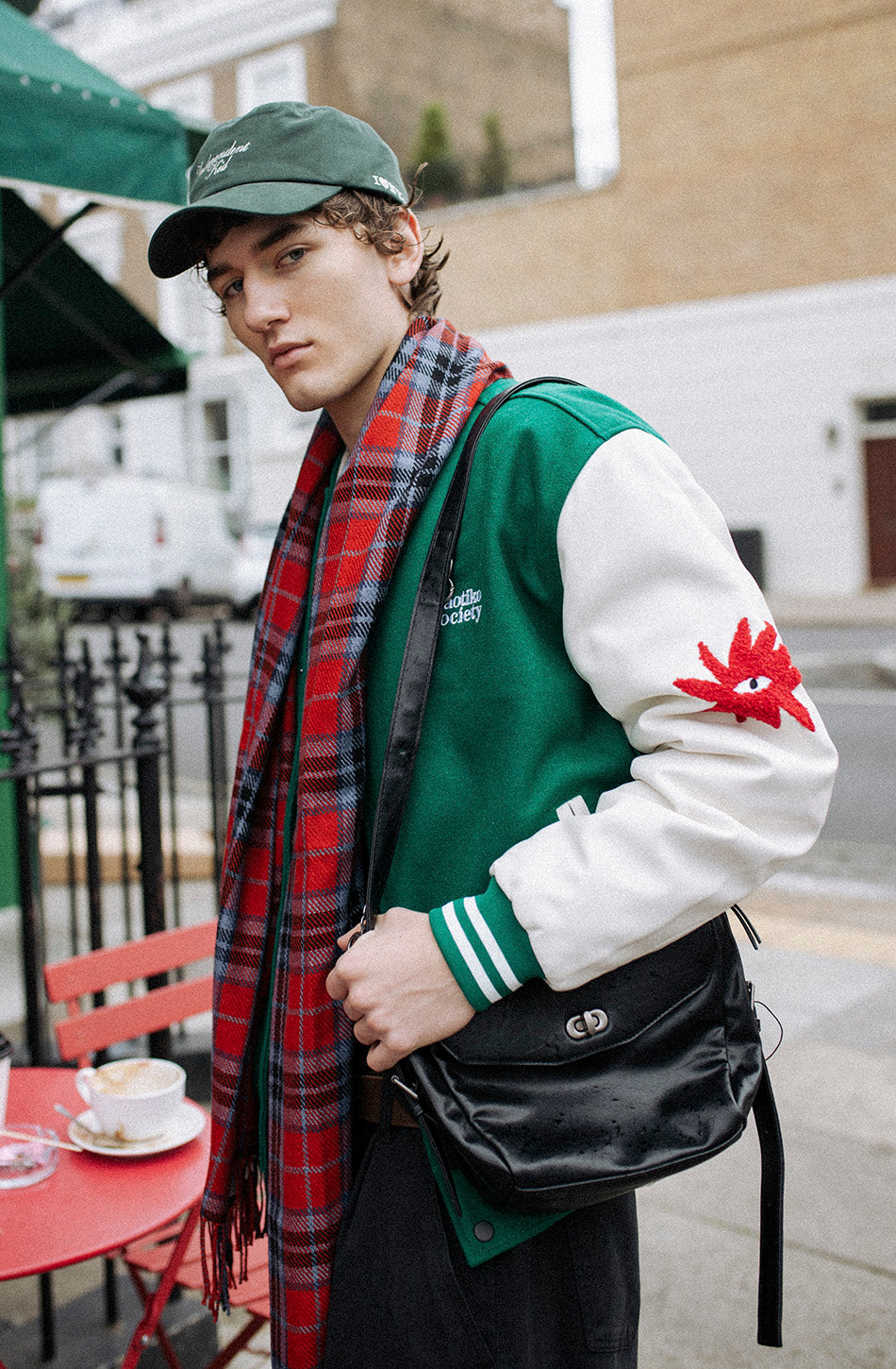 Tricky Love Grüne Baseballjacke