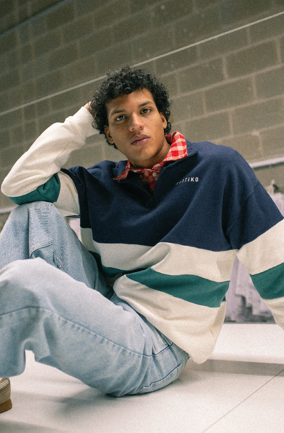 Carter Elfenbein/Marineblau/Heura Sweatshirt