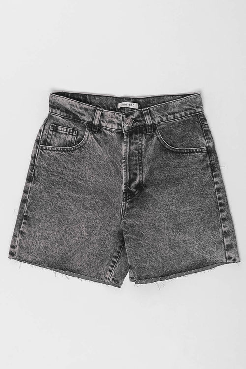 Short mi-long en jean