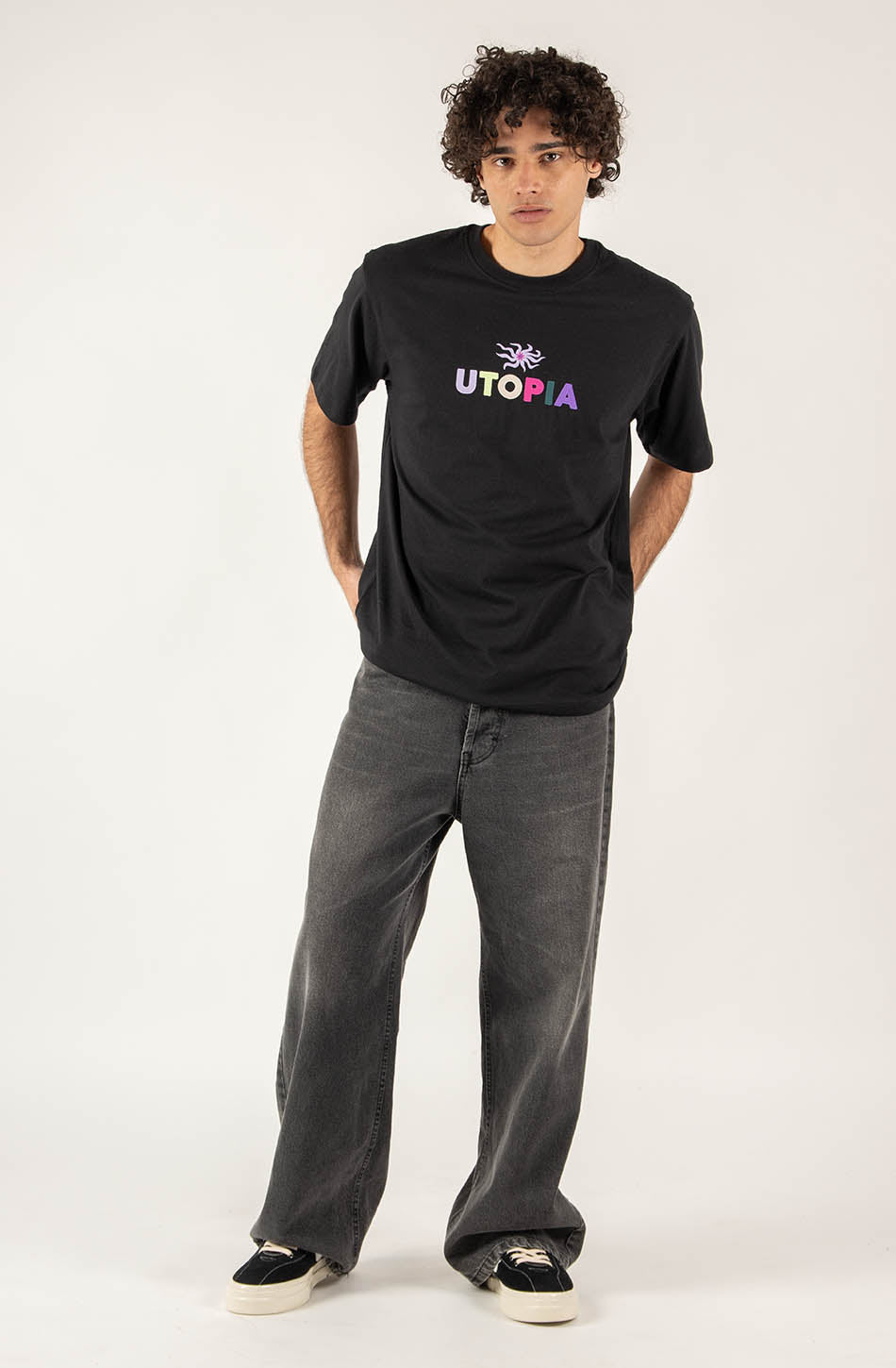 Schwarzes T-Shirt Utopia