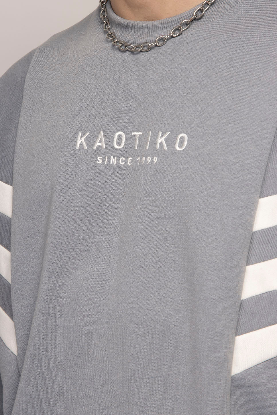 Sweat Chad Palid Bleu / Ivoire