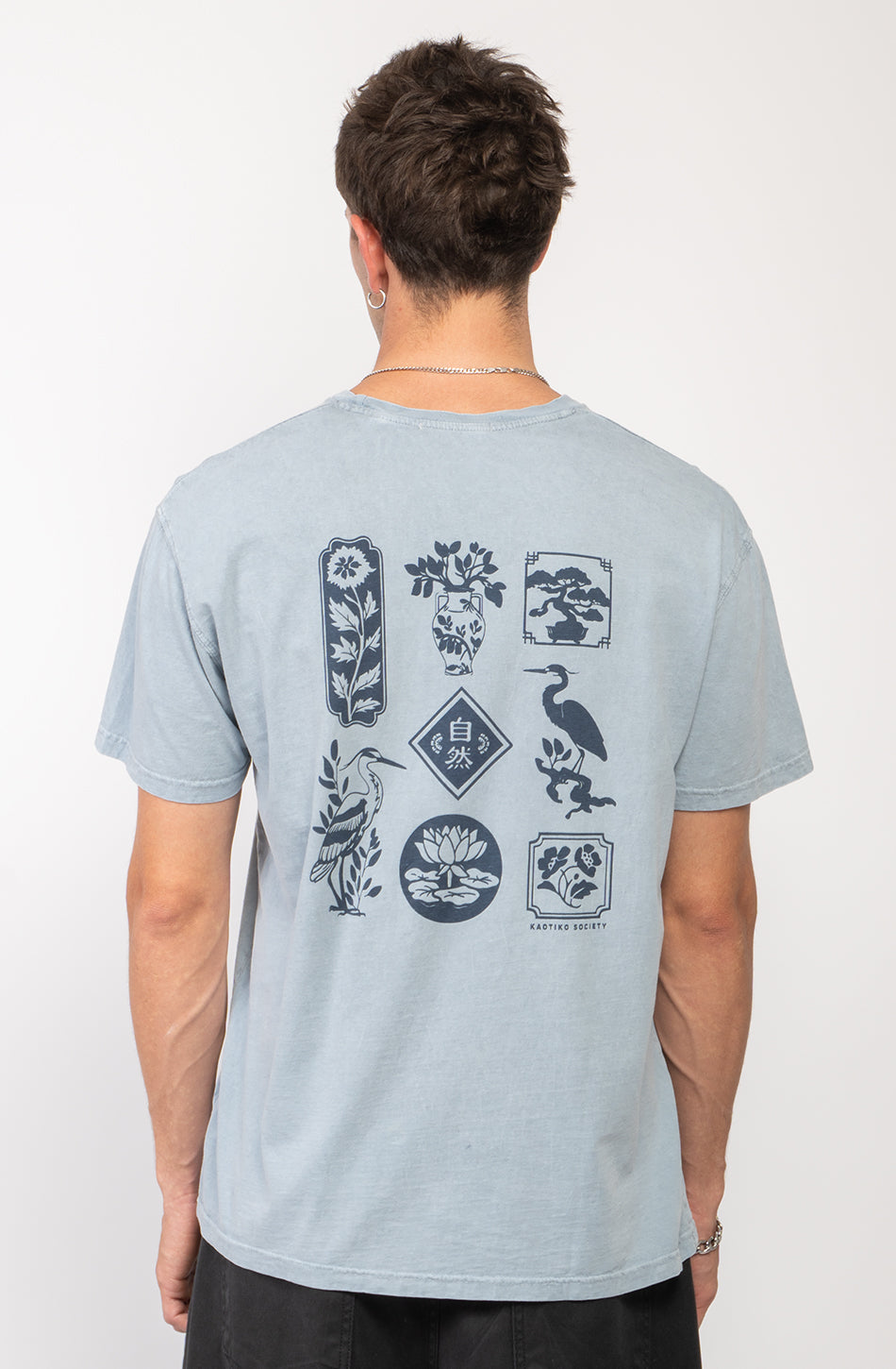 T-shirt en acier Lotus délavé