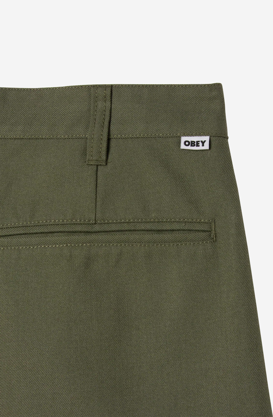 Bermuda OBEY Dean Pleated Short Tea Leaf 