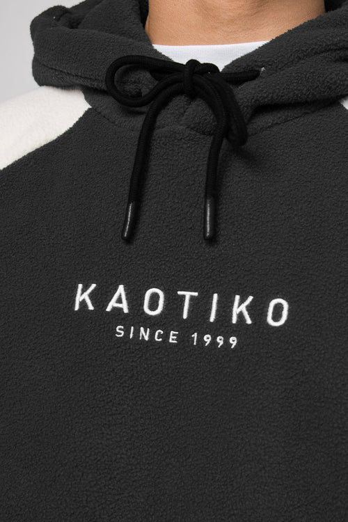 Black Kalevi Fleece Sweatshirt